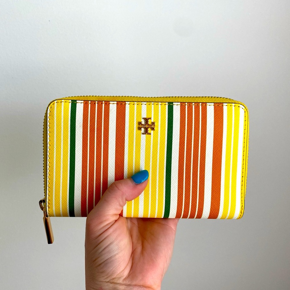 Tory Burch wallet